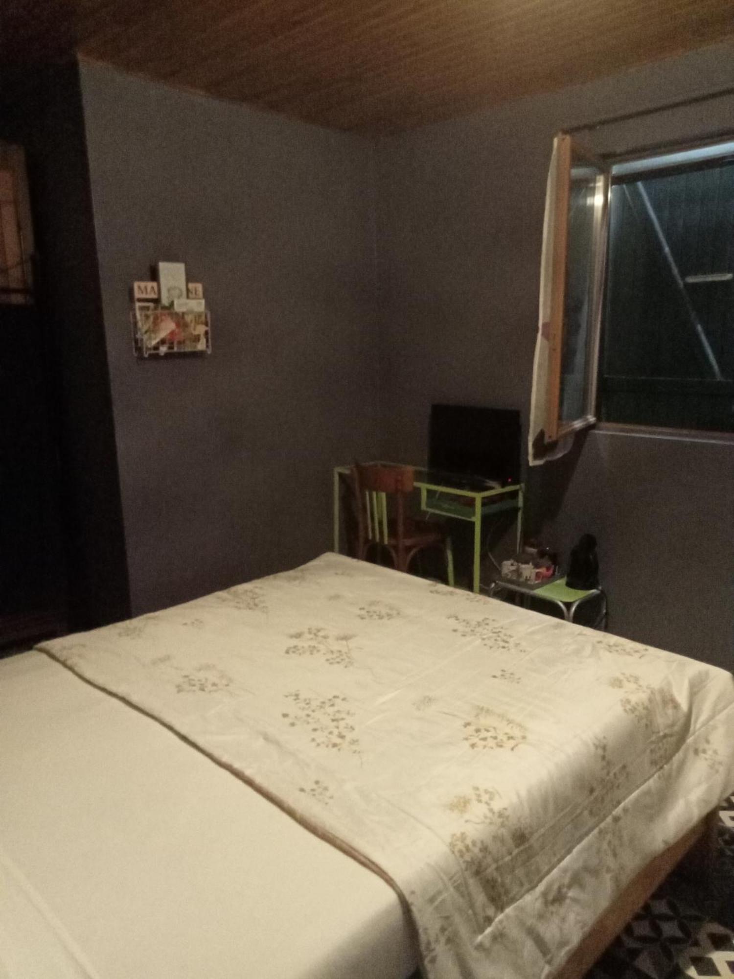 Le Repaire Des Ecureuils Bed & Breakfast Bourg-Argental Eksteriør bilde